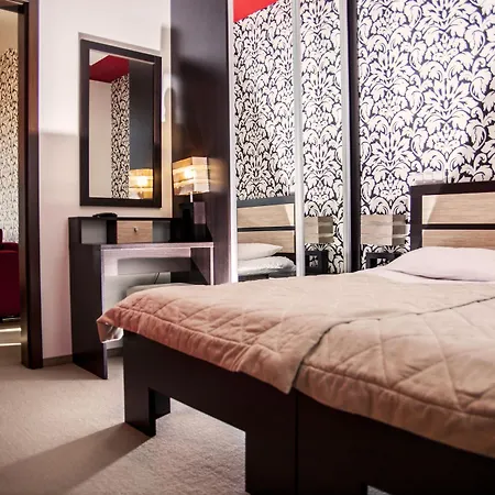 Hotton Hotel