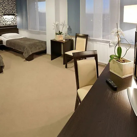 Hotton Hotel 3*