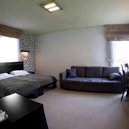 Hotel Hotton 3*