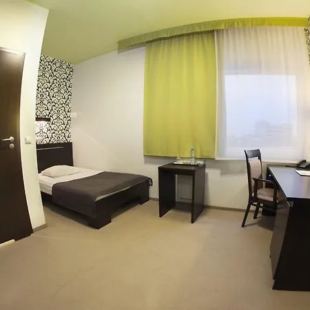 Hotton Hotel 3*