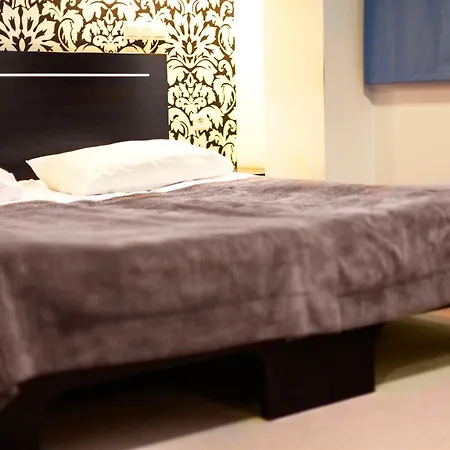 Hotton Otel