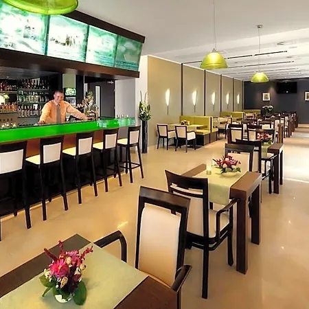 Otel Hotton 3*