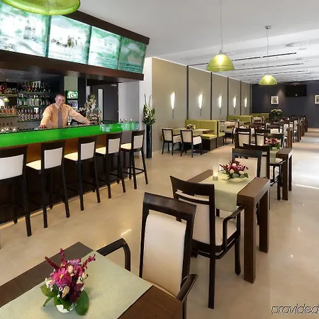 Hotel Hotton 3*