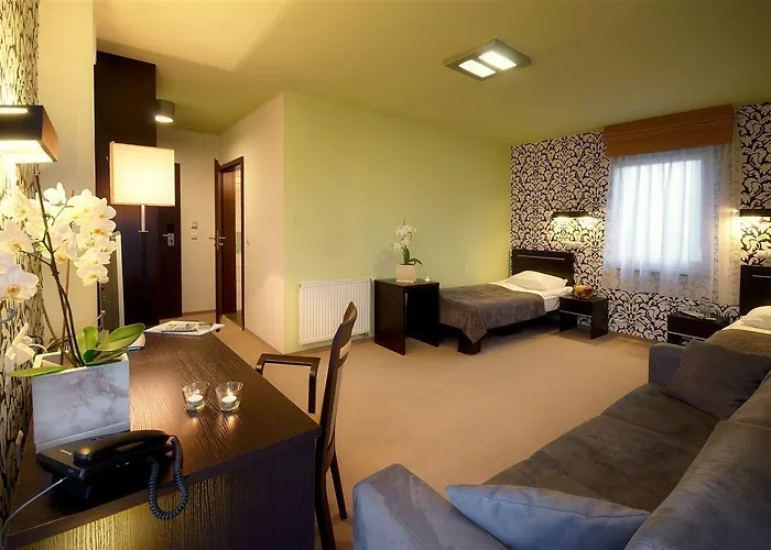 Hotel Hotton 3*