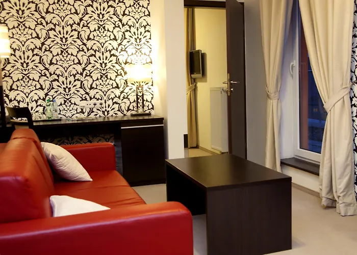 Hotton Hotel